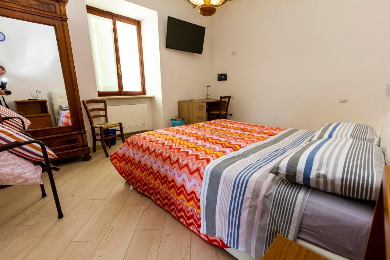 La Colomba B&B Castellaro  Eksteriør billede